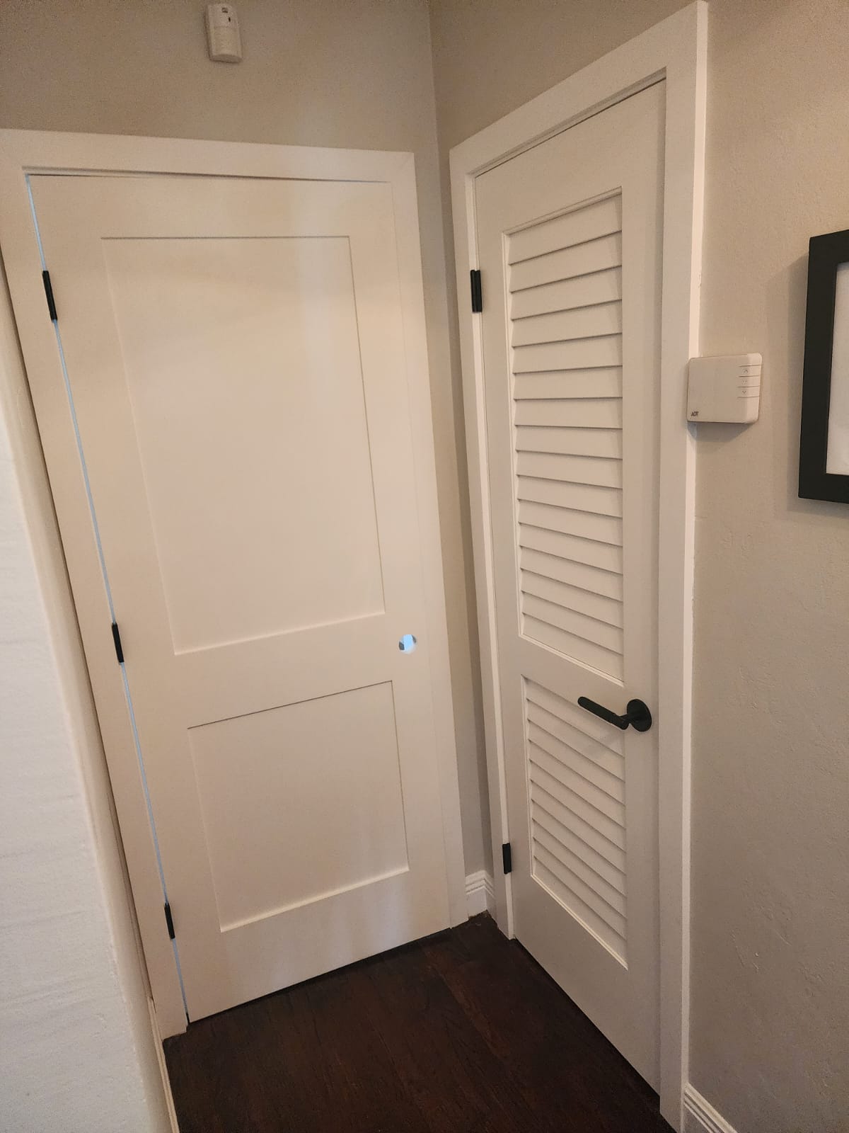 Shaker & Louvered Pair