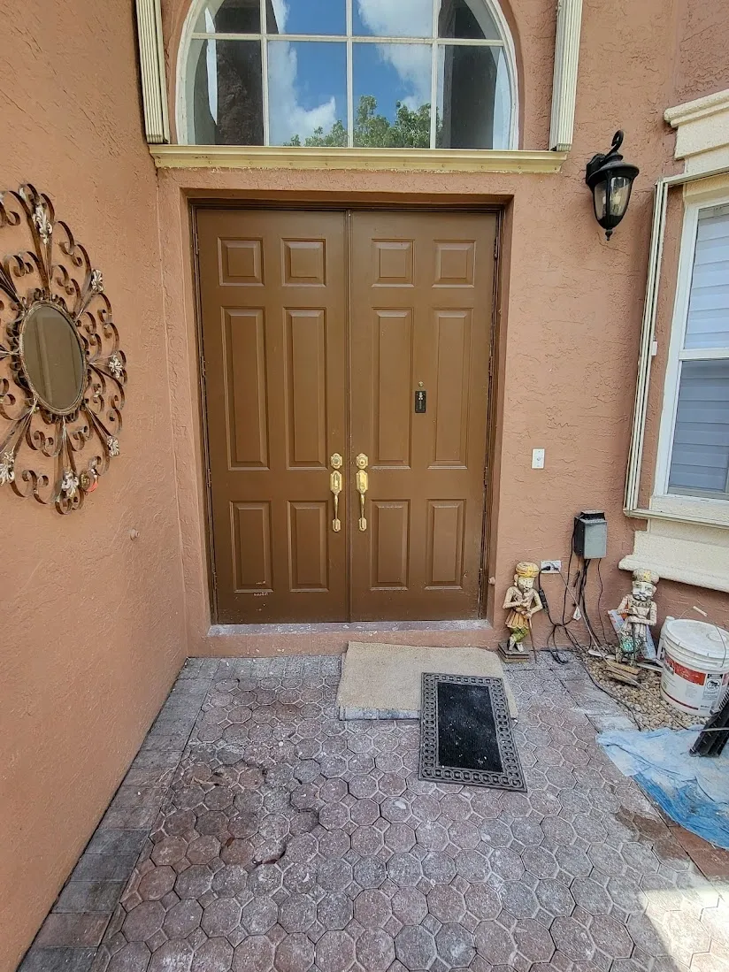 Six-Panel Double Entry