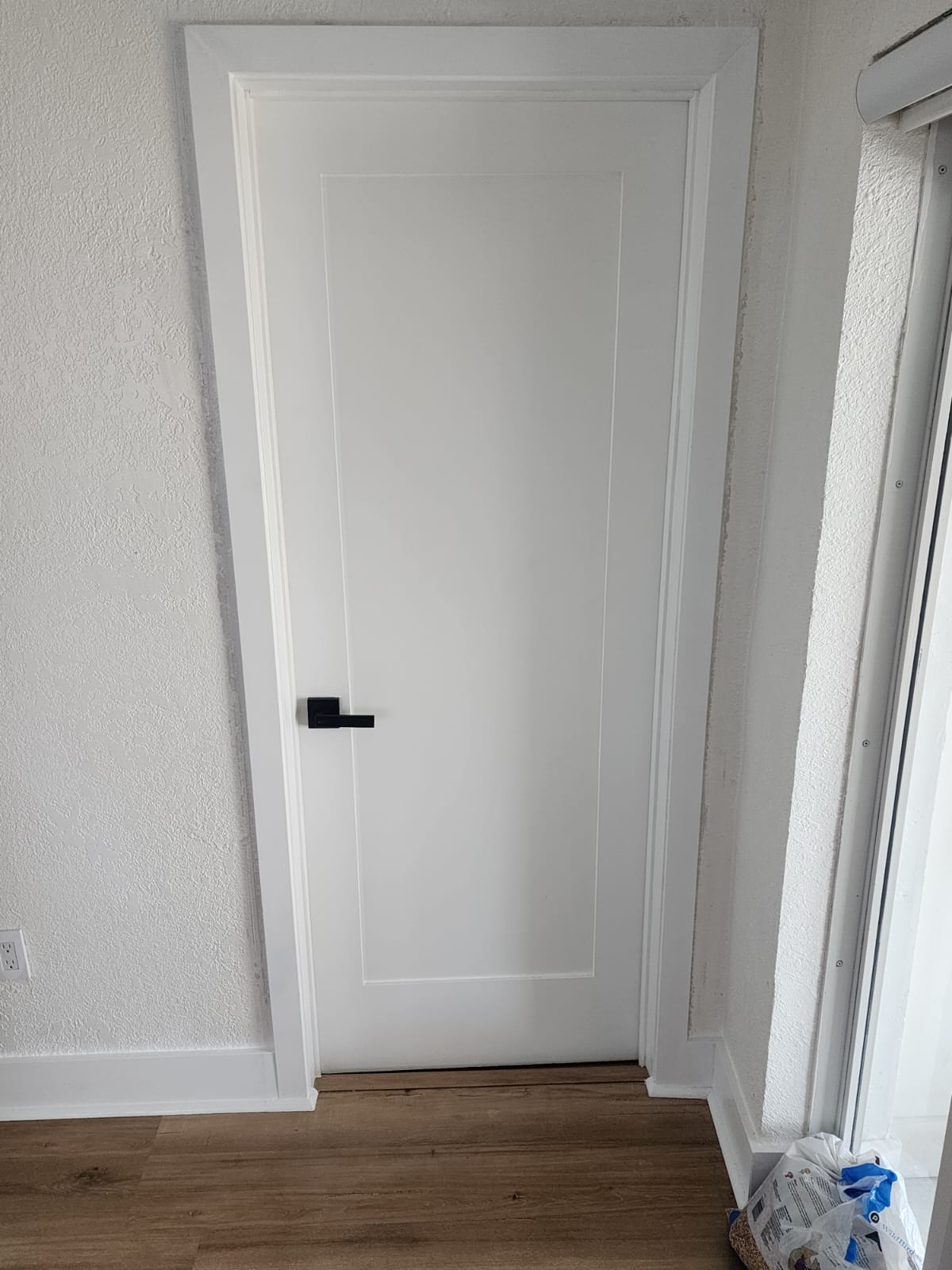 Door installation 4